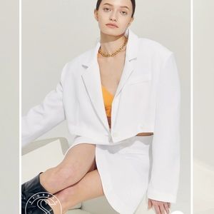 NEW! STORETS Re:born Eva Two Button Crop Blazer
